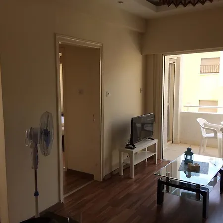 Modern Mackenzie Beach Apartament *